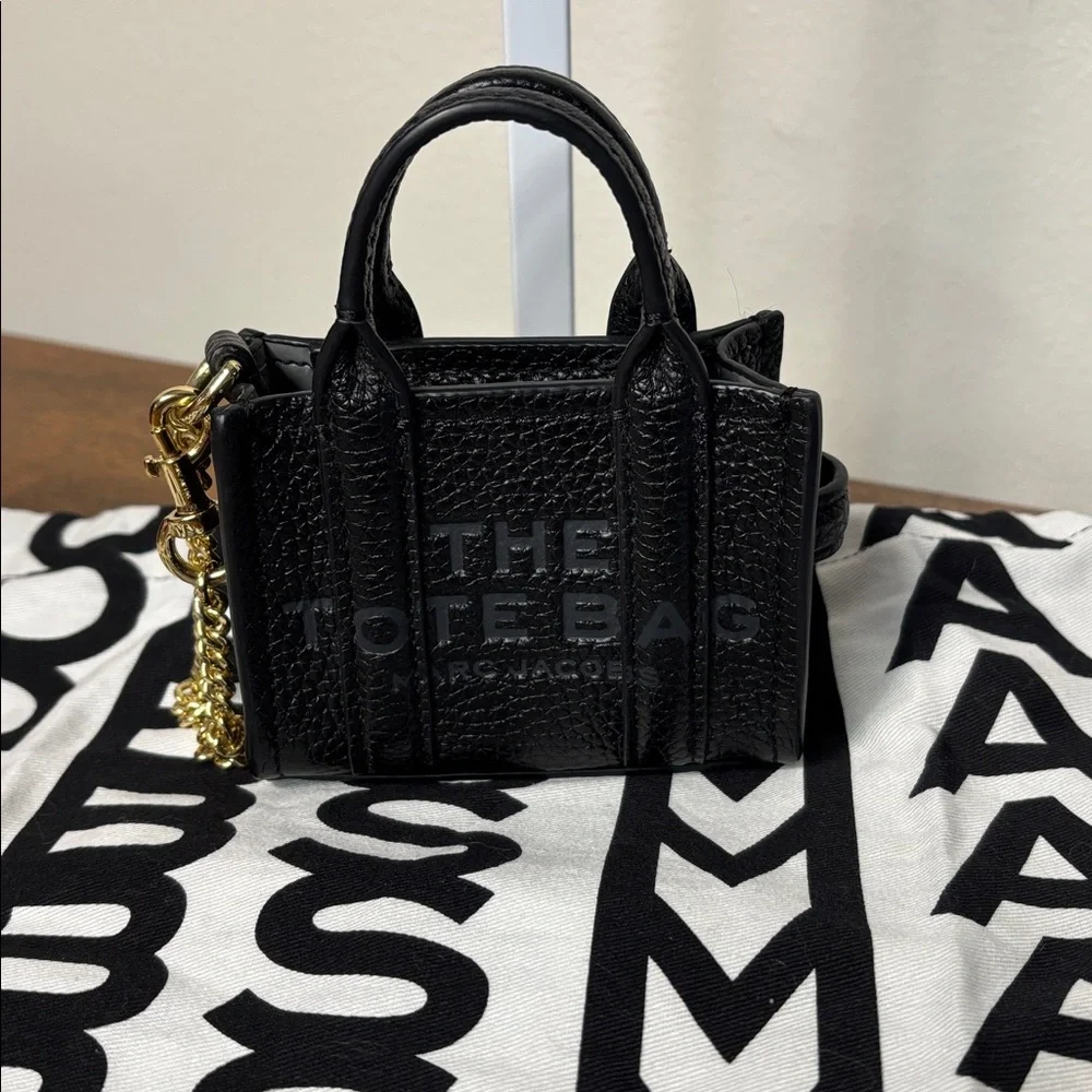 MARC JACOBS THE TOTE BAG: NANO BAG CHARM- AUTHENTIC - Picture 7 of 16